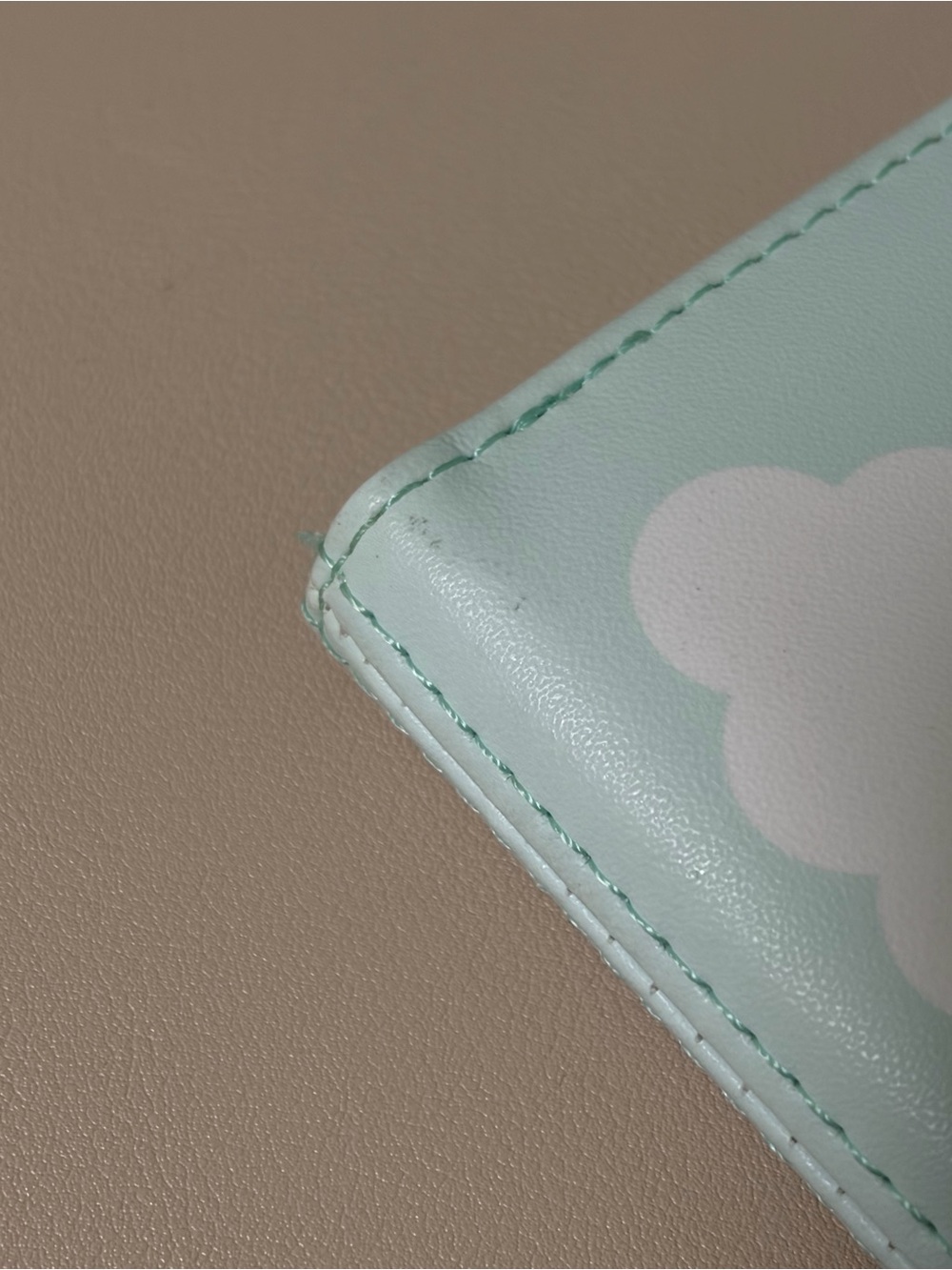 Pusheen x Hello Kitty Loungefly Wallet - Picture 10 of 10